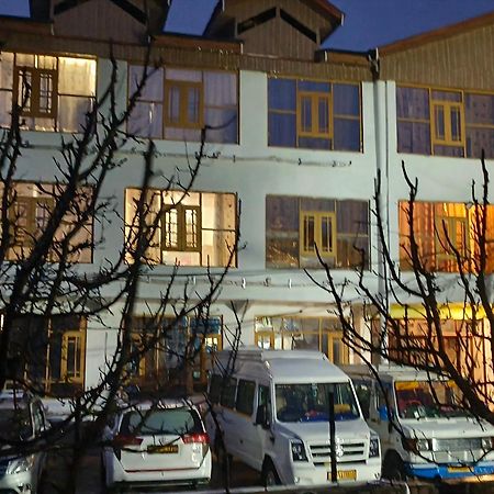 Hotel Gulmarg Residency, Kunzer Gulmarg Exterior foto